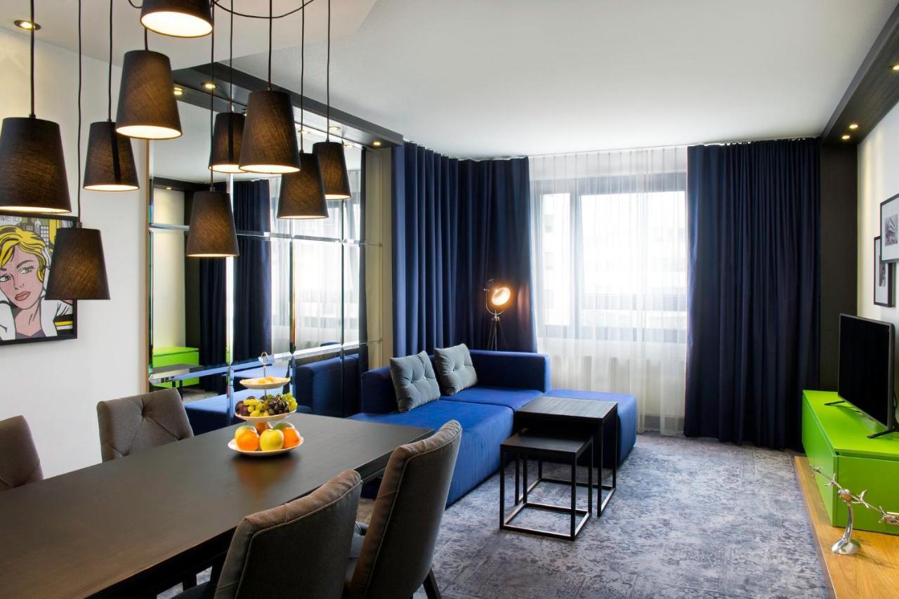 Holiday Inn Stuttgart By Ihg Exterior foto